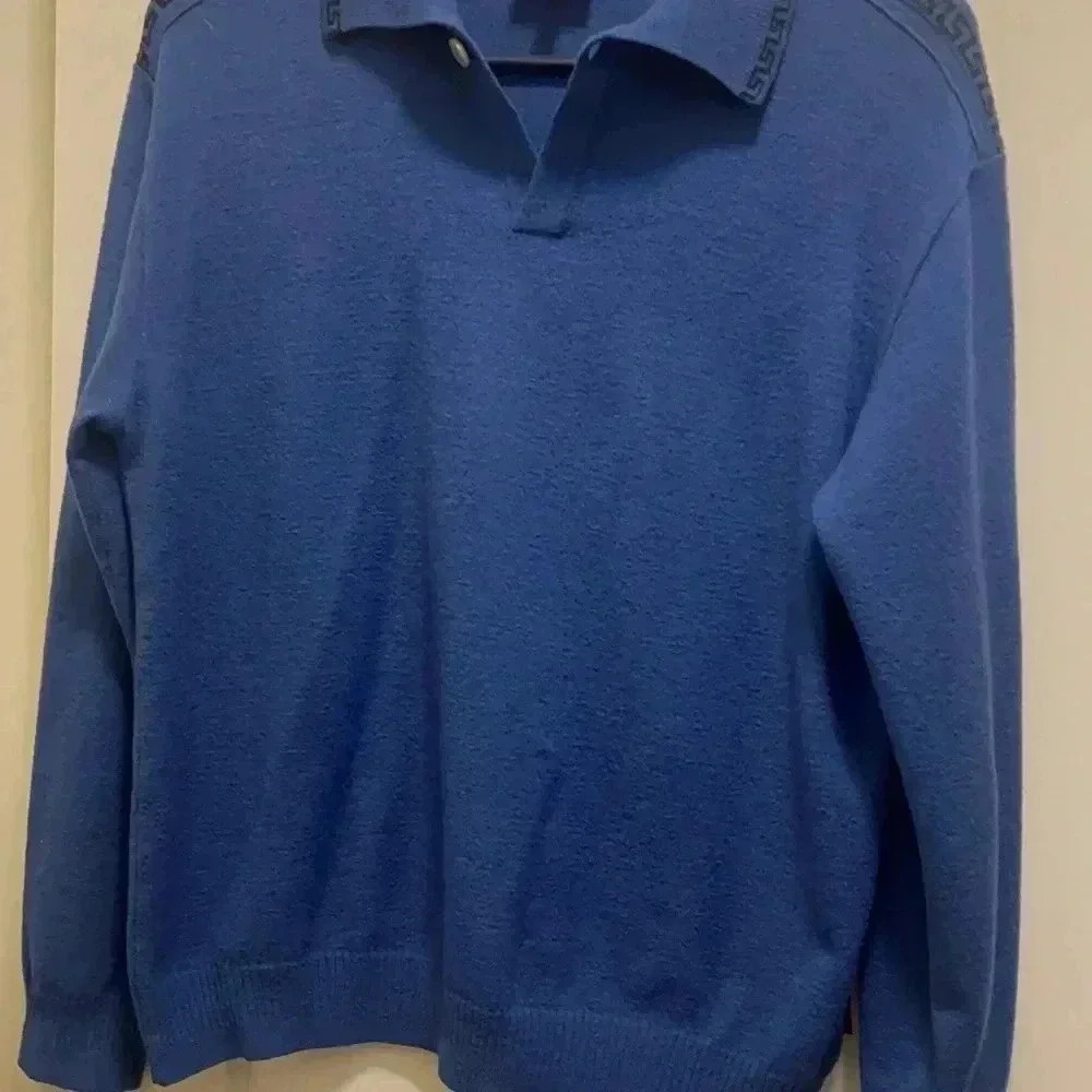 Authentic Versace Blue Tops. Condition Shoulder A… - image 5